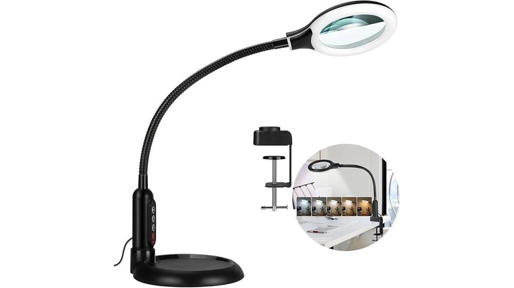 magnifying glass with light