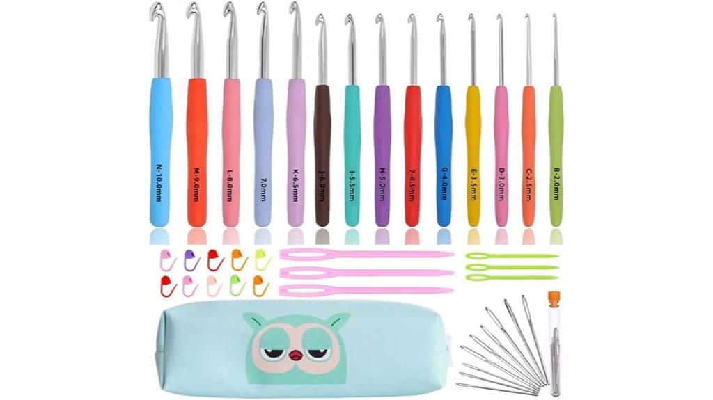 set of 14 ergonomic crochet hooks